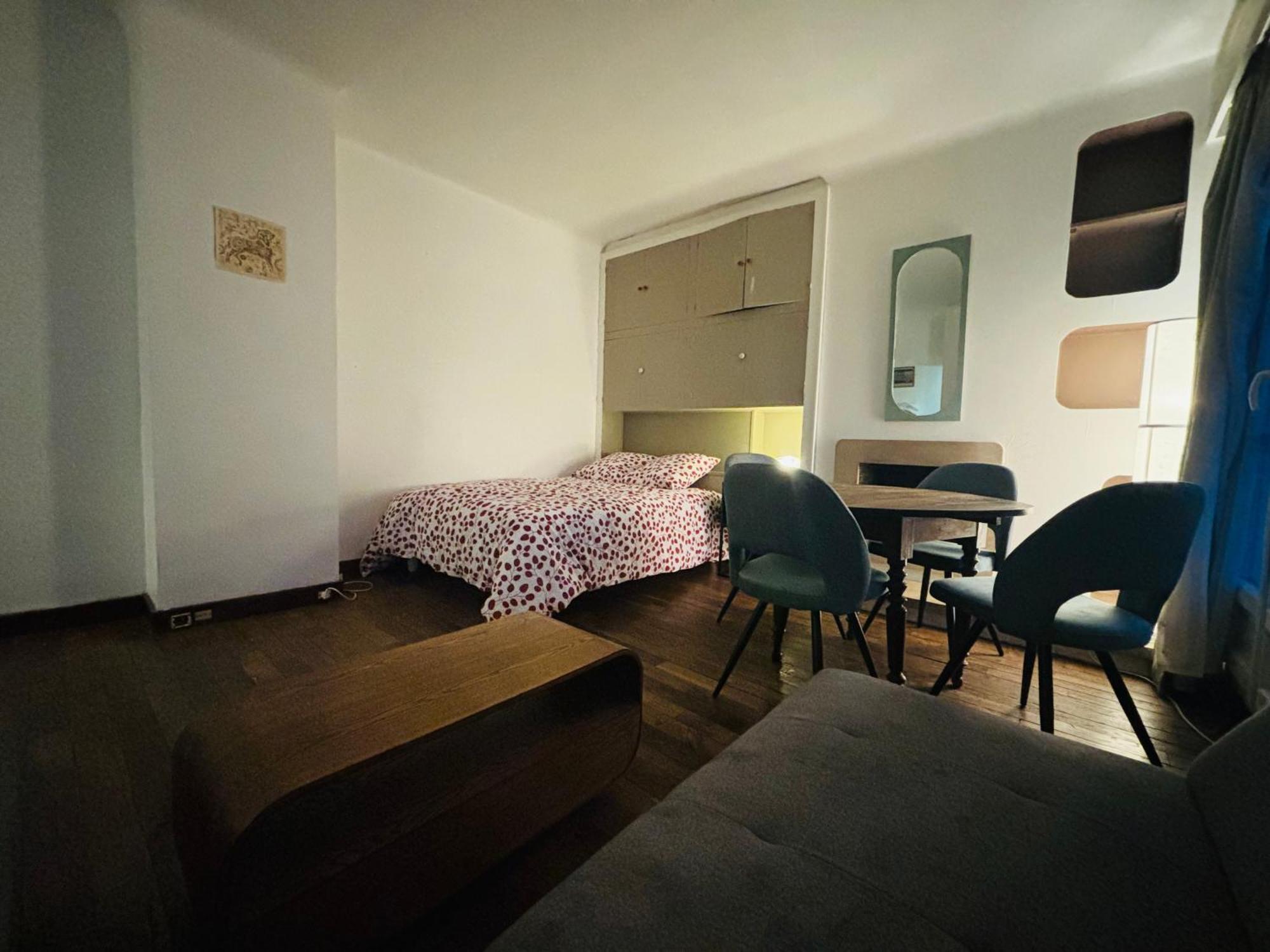 La Maison Du Bonheur A Charonne Paris Extérieur photo